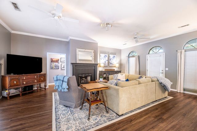 1678 Charlee Avenue, Fayetteville, AR 72703