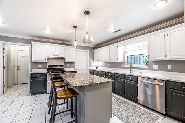 1678 Charlee Avenue, Fayetteville, AR 72703