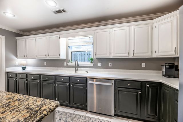 1678 Charlee Avenue, Fayetteville, AR 72703