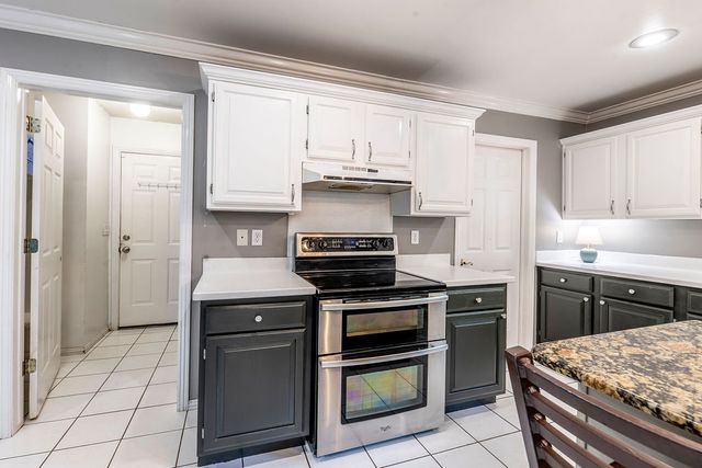 1678 Charlee Avenue, Fayetteville, AR 72703