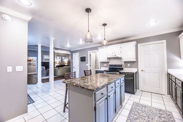 1678 Charlee Avenue, Fayetteville, AR 72703