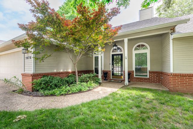 1678 Charlee Avenue, Fayetteville, AR 72703