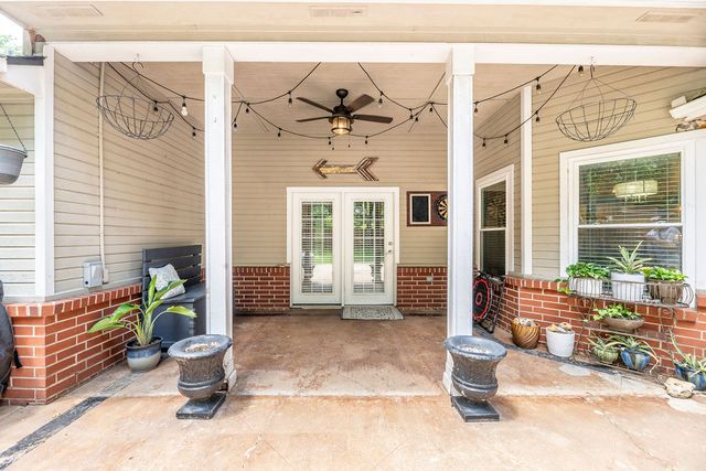 1678 Charlee Avenue, Fayetteville, AR 72703