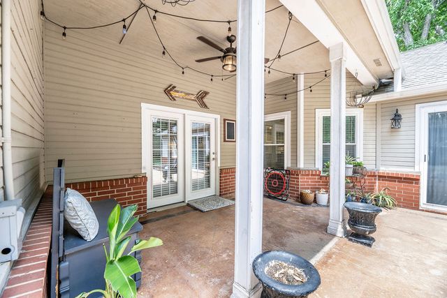 1678 Charlee Avenue, Fayetteville, AR 72703