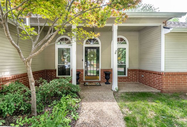 1678 Charlee Avenue, Fayetteville, AR 72703