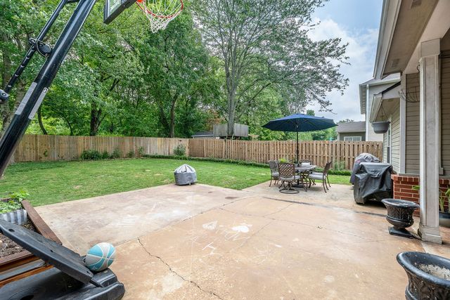 1678 Charlee Avenue, Fayetteville, AR 72703