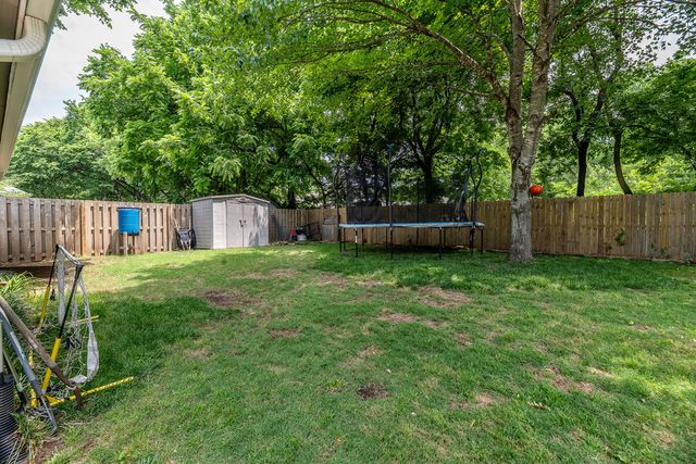 1678 Charlee Avenue, Fayetteville, AR 72703