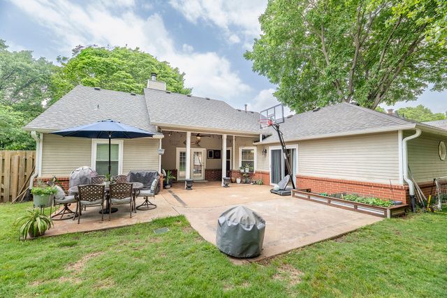 1678 Charlee Avenue, Fayetteville, AR 72703