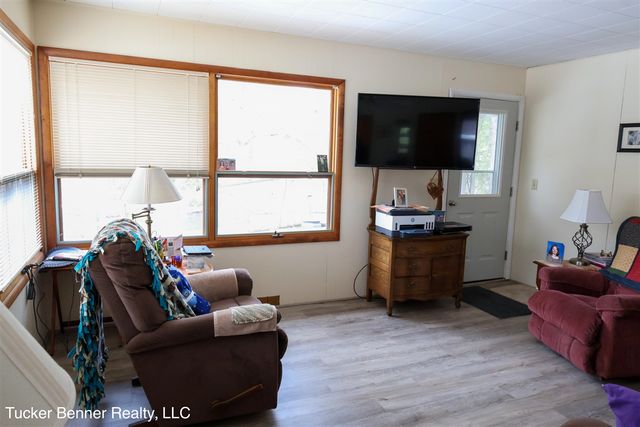 7764 E Saint Huberts Trail, Hesperia, MI 49421