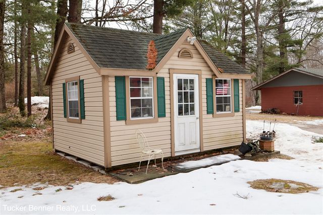 7764 E Saint Huberts Trail, Hesperia, MI 49421