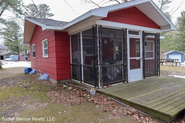 7764 E Saint Huberts Trail, Hesperia, MI 49421