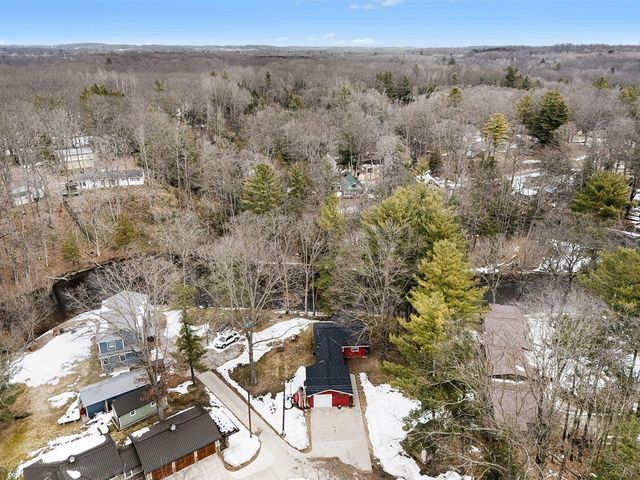 7764 E Saint Huberts Trail, Hesperia, MI 49421