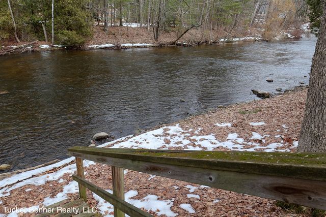 7764 E Saint Huberts Trail, Hesperia, MI 49421