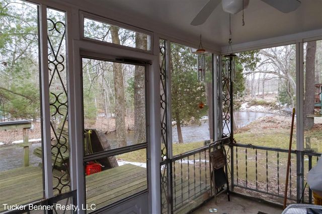 7764 E Saint Huberts Trail, Hesperia, MI 49421