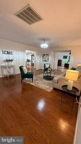 14791 CONWAY DR, Manassas, VA 20112