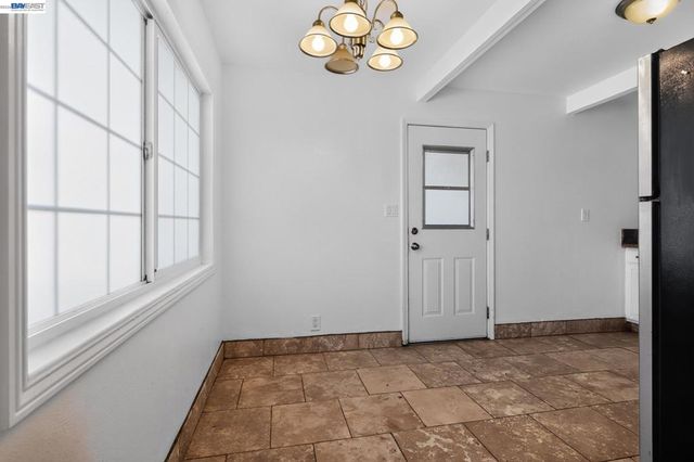 4262 Arthur Rd, Martinez, CA 94553