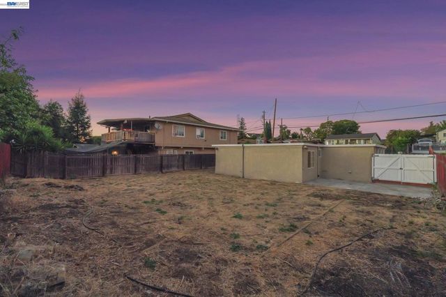 4262 Arthur Rd, Martinez, CA 94553