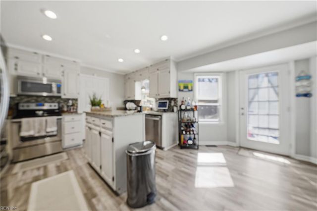 2315 Cross ST, Chesapeake, VA 23323