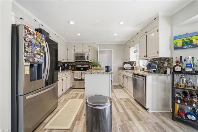 2315 Cross ST, Chesapeake, VA 23323