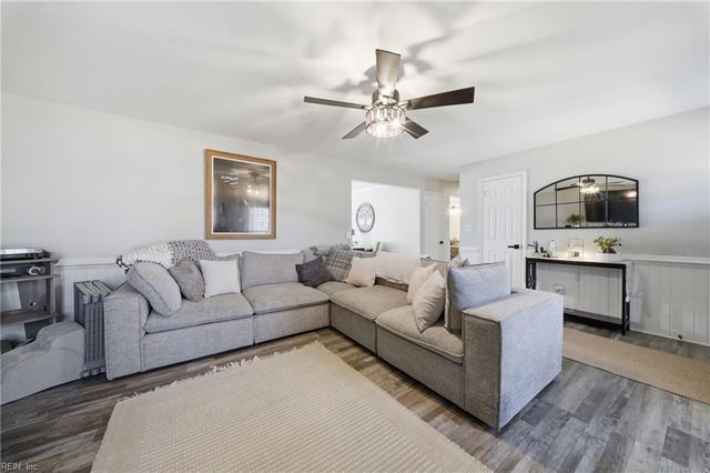 2315 Cross ST, Chesapeake, VA 23323