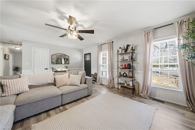 2315 Cross ST, Chesapeake, VA 23323