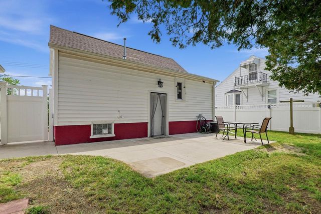2104 11th STREET, Two Rivers, WI 54241
