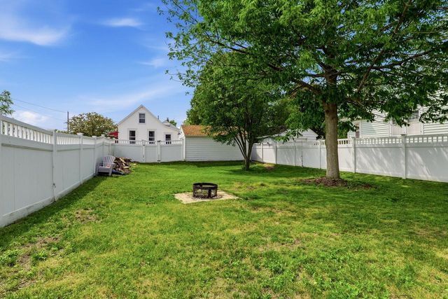 2104 11th STREET, Two Rivers, WI 54241
