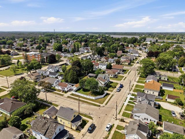 2104 11th STREET, Two Rivers, WI 54241