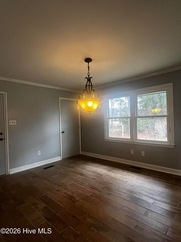 1046 Broad Creek Road, New Bern, NC 28560