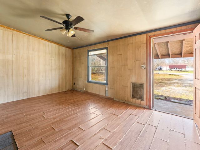 364 GROWDEN LANE, Tullahoma, TN 37388