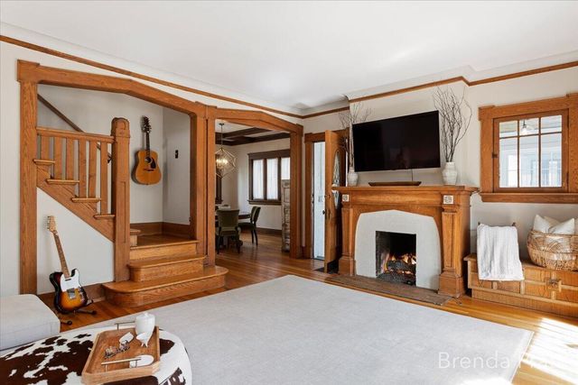 533 Gladstone Drive, Grand Rapids, MI 49506