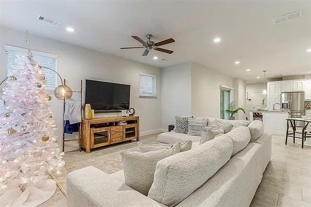 6717 Windlord Drive, Fort Worth, TX 76179