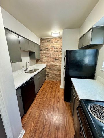 280 S Hill Avenue B101, Fayetteville, AR 72701