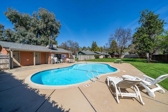 1836 Del Mar Avenue, Redding, CA 96003