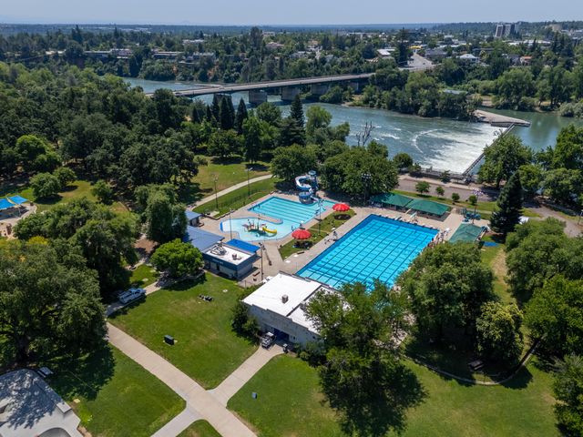 1836 Del Mar Avenue, Redding, CA 96003