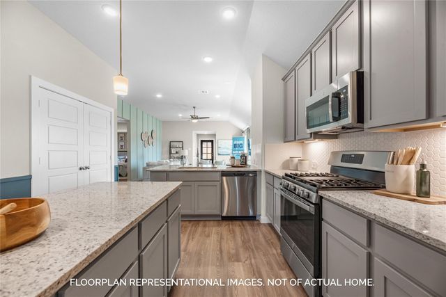 22696 Hackberry Leaf Drive, New Caney, TX 77357
