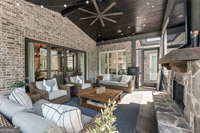 4256 Alba Lane, Buford, GA 30519