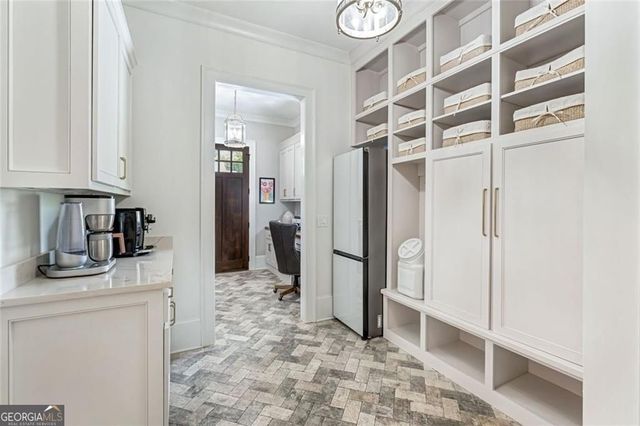 4256 Alba Lane, Buford, GA 30519