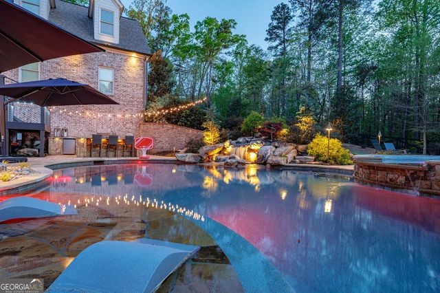 4256 Alba Lane, Buford, GA 30519