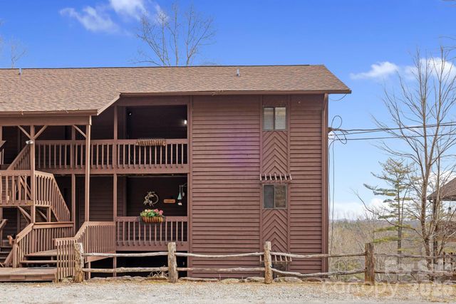 78 Upper Tanglewood Road 6, Lake Toxaway, NC 28747