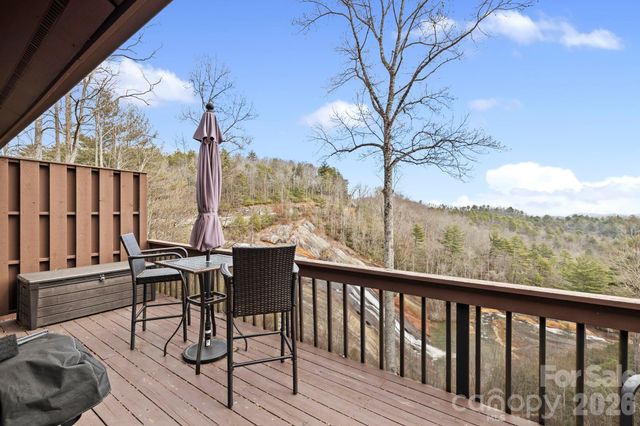 78 Upper Tanglewood Road 6, Lake Toxaway, NC 28747