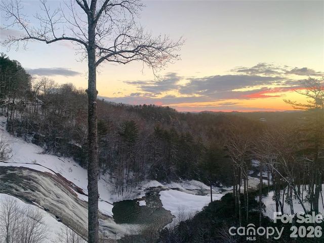 78 Upper Tanglewood Road 6, Lake Toxaway, NC 28747