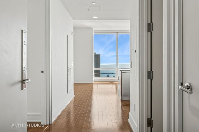 401 N Wabash Avenue 83-E, Chicago, IL 60611