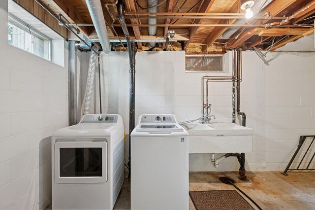 3809 E 45th Street, Minneapolis, MN 55406