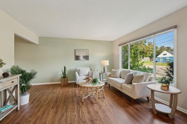 3809 E 45th Street, Minneapolis, MN 55406