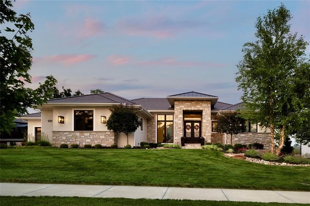 14905 Canterbury Street, Leawood, KS 66224