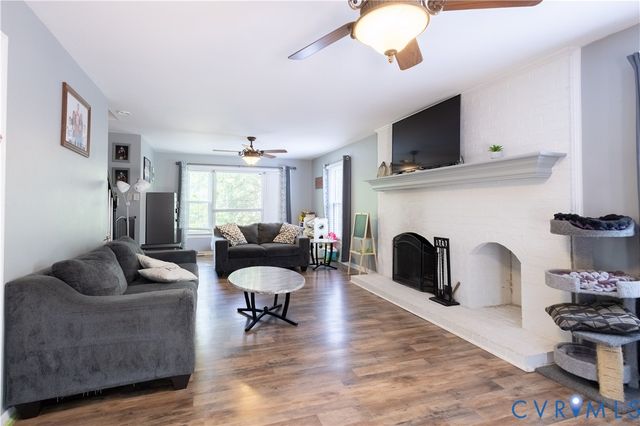 4500 Stoney Creek Ln, Chester, VA 23831