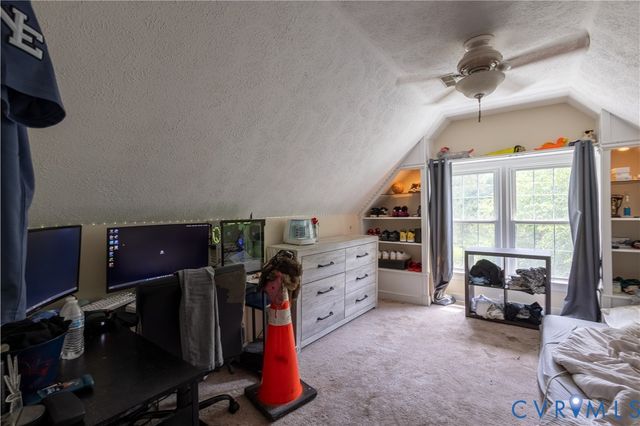 4500 Stoney Creek Ln, Chester, VA 23831