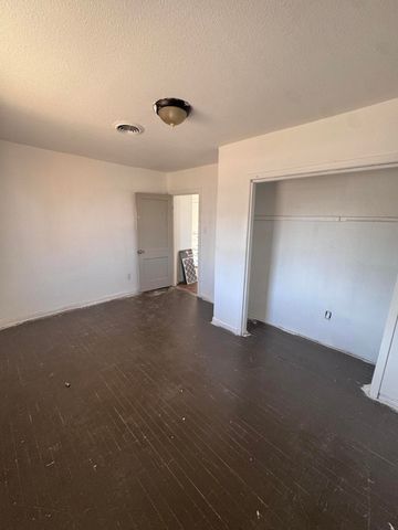 307 E Tulane Street, Lubbock, TX 79403