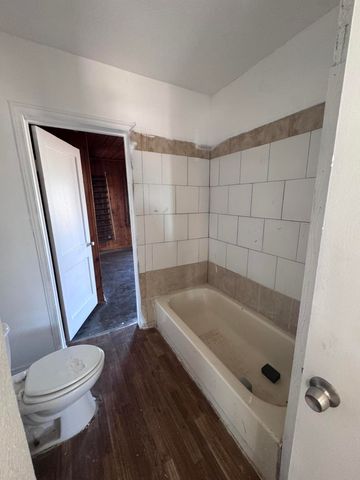 307 E Tulane Street, Lubbock, TX 79403